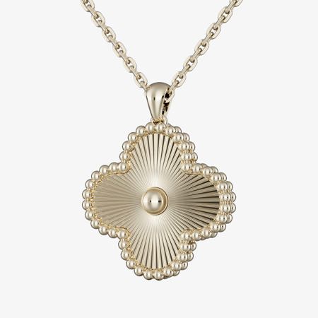 Clover Gold Pendant